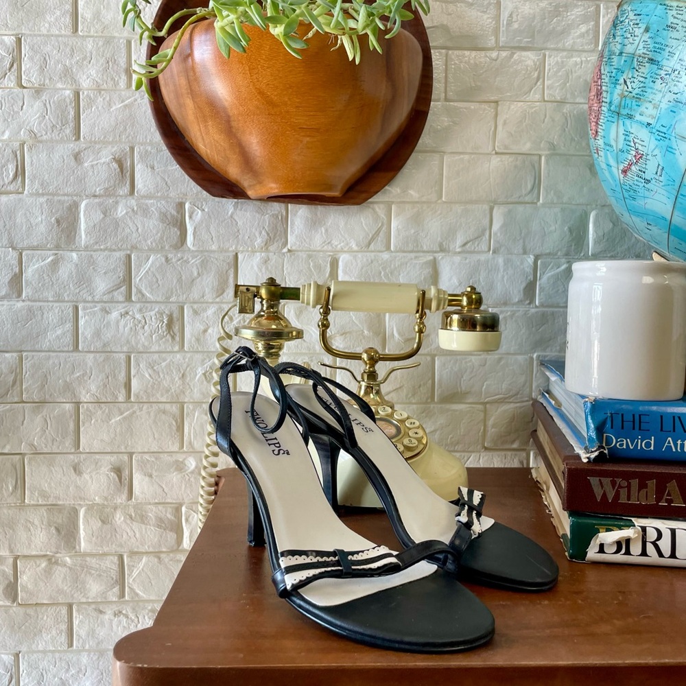 Vintage 90s Two Lips Brazilian Leather Black and White Bow Strappy Heels Size 7 - Picture 2 of 12